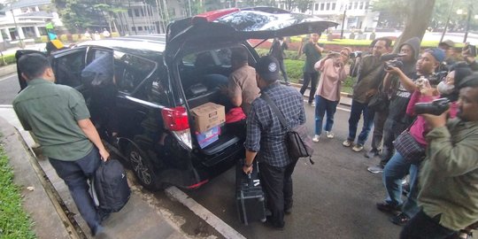 KPK Geledah Kantor Pemkot Bandung