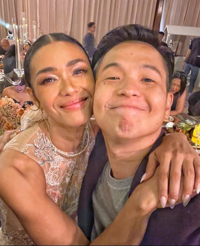 selain geng aadc deretan artis ini juga hadiri pernikahan adinia wirasti
