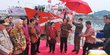 Pecahkan Kendi, Megawati Resmikan Kapal RS Terapung Laksamana Malahayati