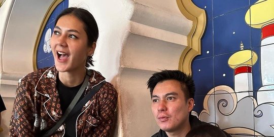 Batal Berangkat Haji karena Istri Keguguran, Baim Wong Bagikan Kondisi Terkini Paula