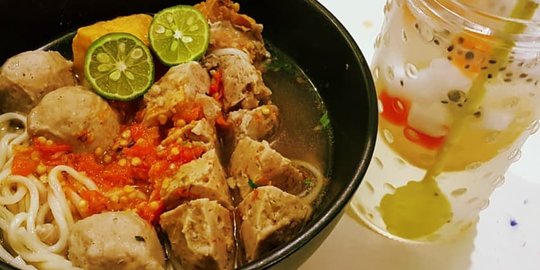 Kedai Bakso di Garut Ini Punya Konsep Unik, Makan Prasmanan seperti di Rumah Sendiri