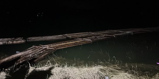 Viral Video Ratusan Kayu Mengapung di Sungai Objek Wisata Kampar, Polisi Turun Tangan