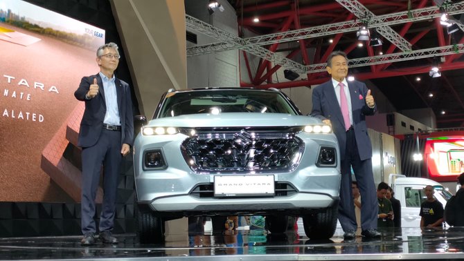 suzuki indonesia perkenalkan new grand vitara di iims 2023