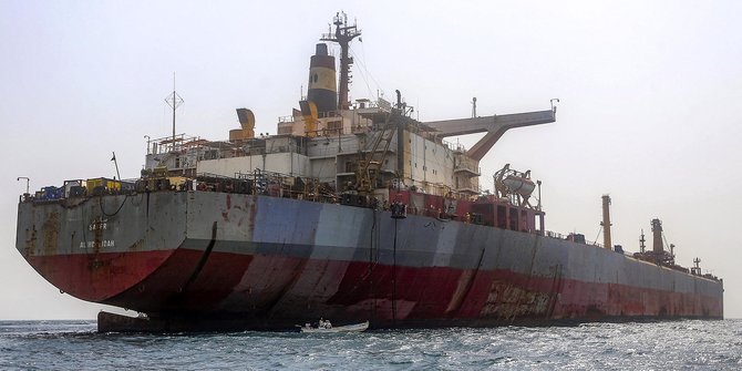Penampakan Kapal Tanker Membusuk di Laut Merah, Ada Jutaan Barel Minyak di Dalamnya
