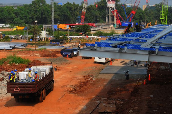 proyek kereta cepat jakarta bandung di stasiun halim perdanakusuma