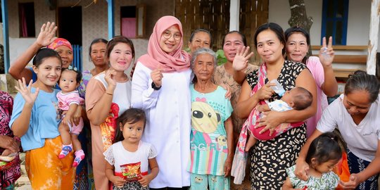 Ngantor di Desa Ujung Selatan, Bupati Ipuk Perkuat Penunjang Fasilitas Kesehatan