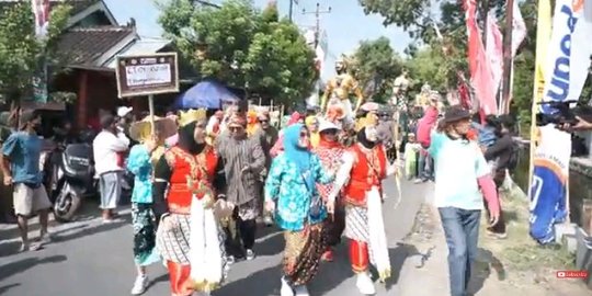 Cara Unik Perajin Rotan Sukoharjo Kenalkan Produk, Gelar Acara Grebeg