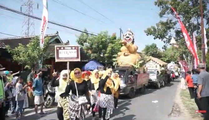 grebeg penjalin desa wisata trangsan