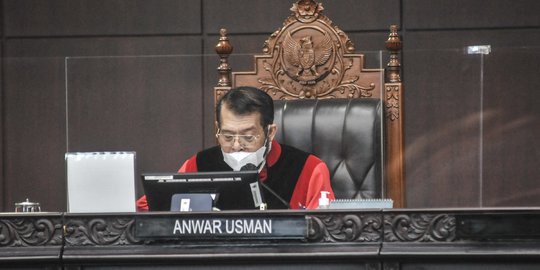 Diwarnai Hakim Beda Pendapat, Ini Alasan MK Tetap Putuskan Pemilu 2024 Coblos Caleg