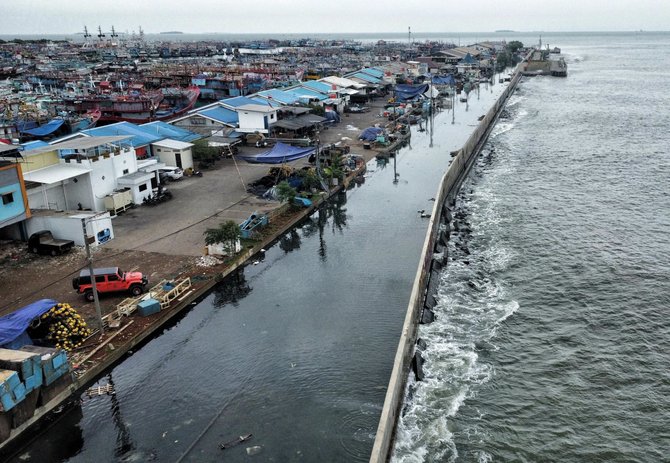 banjir rob di muara baru