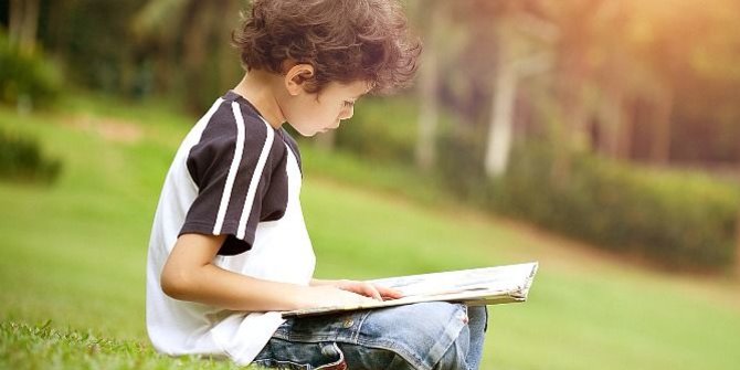 8 Cara Meningkatkan Minat Baca pada Anak, Bangun Kebiasaannya sejak Dini