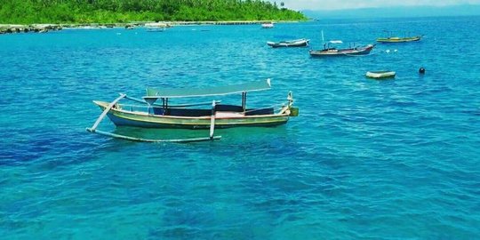 Hinako, Pesona Keindahan Alam Pulau Terluar Indonesia di Nias Barat