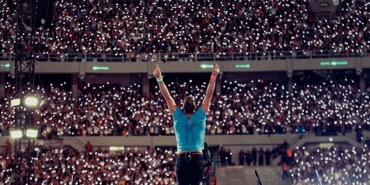Kenapa Tiket Konser Coldplay di Singapura Lebih Murah daripada di Indonesia?
