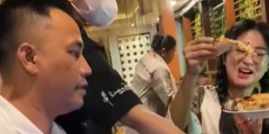 Sebagai Keponakan, Rosa Meldianti Dukung Hubungan Dewi Perssik dengan Rully