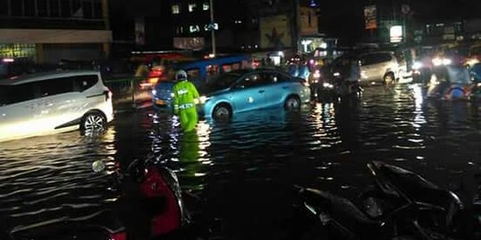 Hujan Berjam-jam, Permukiman hingga Penjara di Depok Kebanjiran