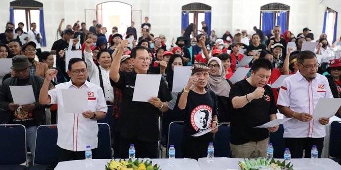 Dipimpin Roy Marten, Seniman di Salatiga Dukung Capres Ganjar Pranowo di Pilpres 2024