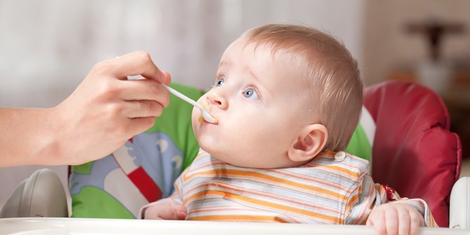 Resep Makanan Pertama Bayi 6 Bulan, Menyehatkan dan Mudah Dikonsumsi Si Kecil