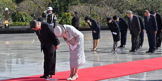 Momen Kaisar Jepang dan Permaisuri Ziarah ke TMP Kalibata