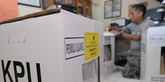 Kasus Aldi Taher Terjadi juga di Tangerang, 6 Berkas Bacaleg Ganda