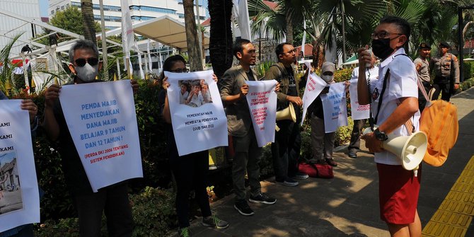Geruduk Balai Kota, Orang Tua Murid Protes Sistem PPDB DKI Jakarta