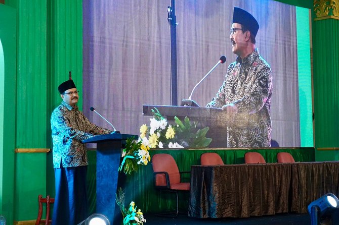 gus ipul hadiri wisuda sd nu kota pasuruan