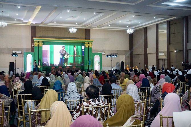 gus ipul hadiri wisuda sd nu kota pasuruan