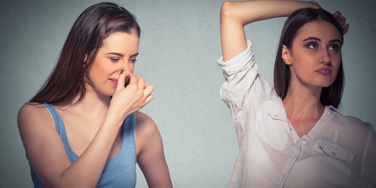 8 Cara Mengatasi Bau Badan yang Mengganggu dengan Mudah dan Tak Perlu Biaya Mahal