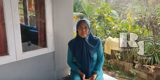 Pensiunan TV Swasta & Miliki Jabatan Tinggi, Ibu Ini Tinggal di Hutan Sambil Bertani