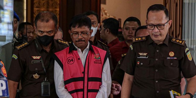 Johnny Plate Jalani Sidang Perdana Kasus Korupsi BTS di Pengadilan Tipikor 27 Juni