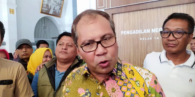 Sidang Korupsi PDAM, Wali Kota Makassar Akui Terima Cek Rp600 Juta Klaim Asuransi