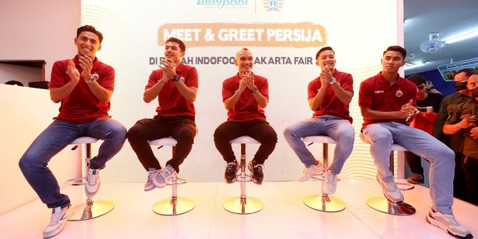Melihat Keseruan Pemain Persija Meet and Greet Penggemar di Jakarta Fair 2023