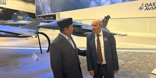 Momen Akrab Menhan Prabowo dan Bos Pesawat Tempur Rafale di Paris Air Show 2023