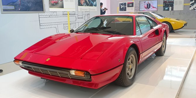 Ferrari Jakarta Kenalkan Restorasi Mobil Klasik, Sertifikat Langsung dari Maranello