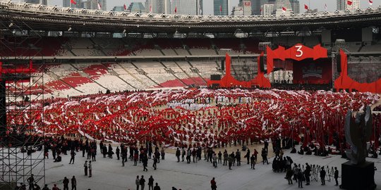 Puisi di Acara PDIP, Sindir Capres Pandir dan Hobi Culik