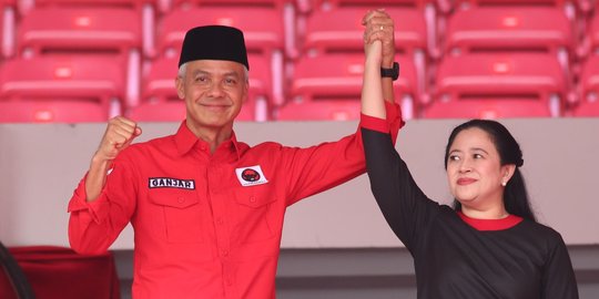 Genggam Tangan Puan, Ganjar Pranowo Yakin PDIP Menang Lagi di 2024