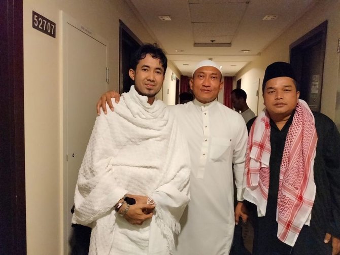 momen jenderal bintang 1 polri naik haji bertemu dengan sosok yang dihormati