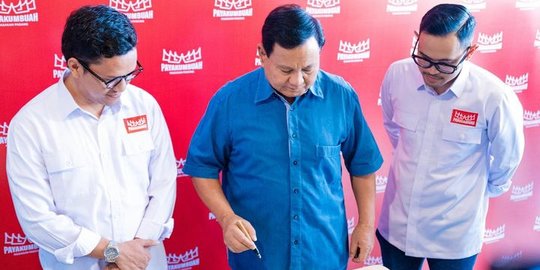 Potret Kebersamaan Juragan 99 dengan Purnawirawan Jenderal Bintang 3, Curi Perhatian