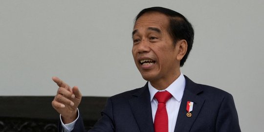 Jokowi Ingatkan Kementerian & Pemda: Uang Rakyat Bukan buat Membiayai Birokrasi!