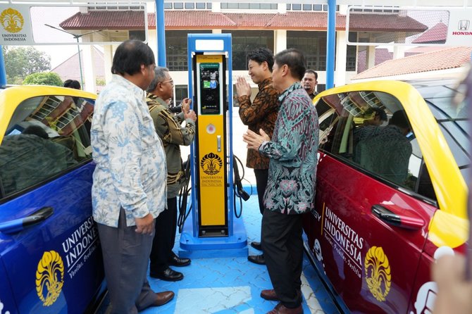 honda kerja sama dengan ui untuk kegiatan edukasi dan riset teknologi elektrifikasi