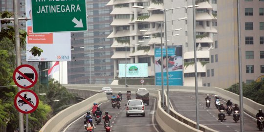 Masih Banyak Pemotor Bandel Terobos JLNT, Polisi Bakal Gencarkan Patroli