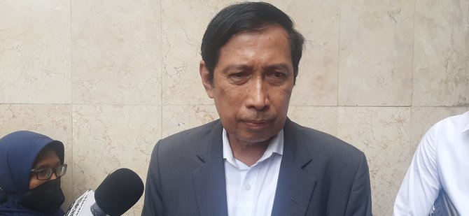 rektor univesitas ibnu chaldun jakarta musni umar