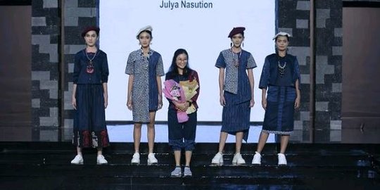 Kisah Zayru Fashion Gabungkan Dua Identitas Budaya, Berhasil Dilirik Menparekraf