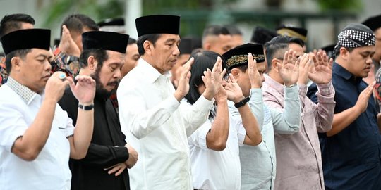 Momen Presiden Jokowi Salat Iduladha di Istana Yogyakarta Bersama Masyarakat