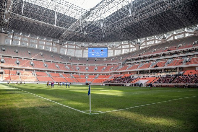 kemegahan stadion jis perdana dipakai untuk pertandingan