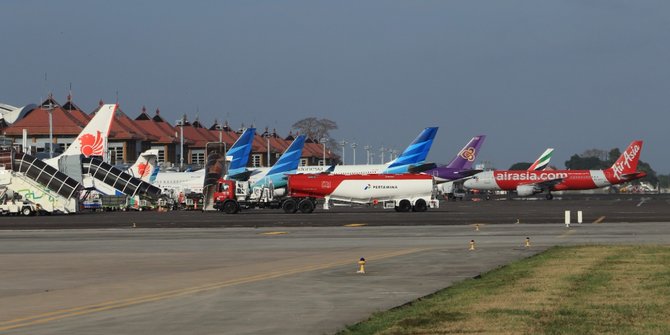 108 Bagasi Penumpang AirAsia Bandung-Bali Ketinggalan, Angkasa Pura I Buka Suara