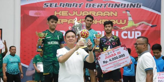 Hadiah Sang Jenderal Bintang Dua buat Juara Sepak Takraw di Hari Bhayangkara