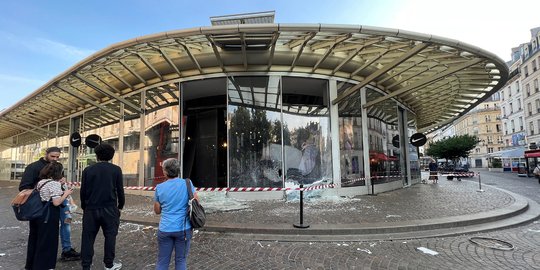 Prancis Mencekam, Bank hingga Supermarket Dijarah Demonstran