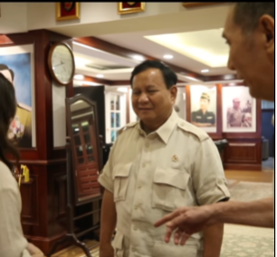 ekspresi istri denny sumargo deg degan foto sama prabowo ditenangkan jusuf hamka