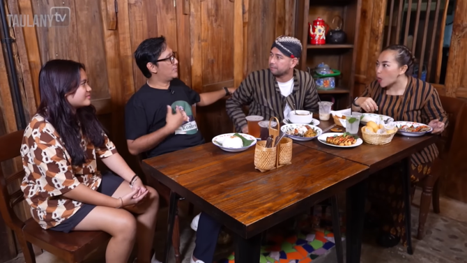 potret raffi ahmad dan mpok alpa saat berkunjung ke rumah andre taulany