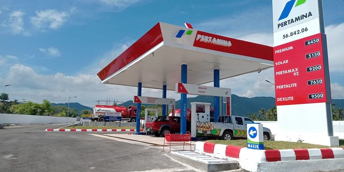 Pertamax RON 95 Segera Dipasarkan, Toyota Indonesia Bilang Mobil-mobilnya Siap Minum!